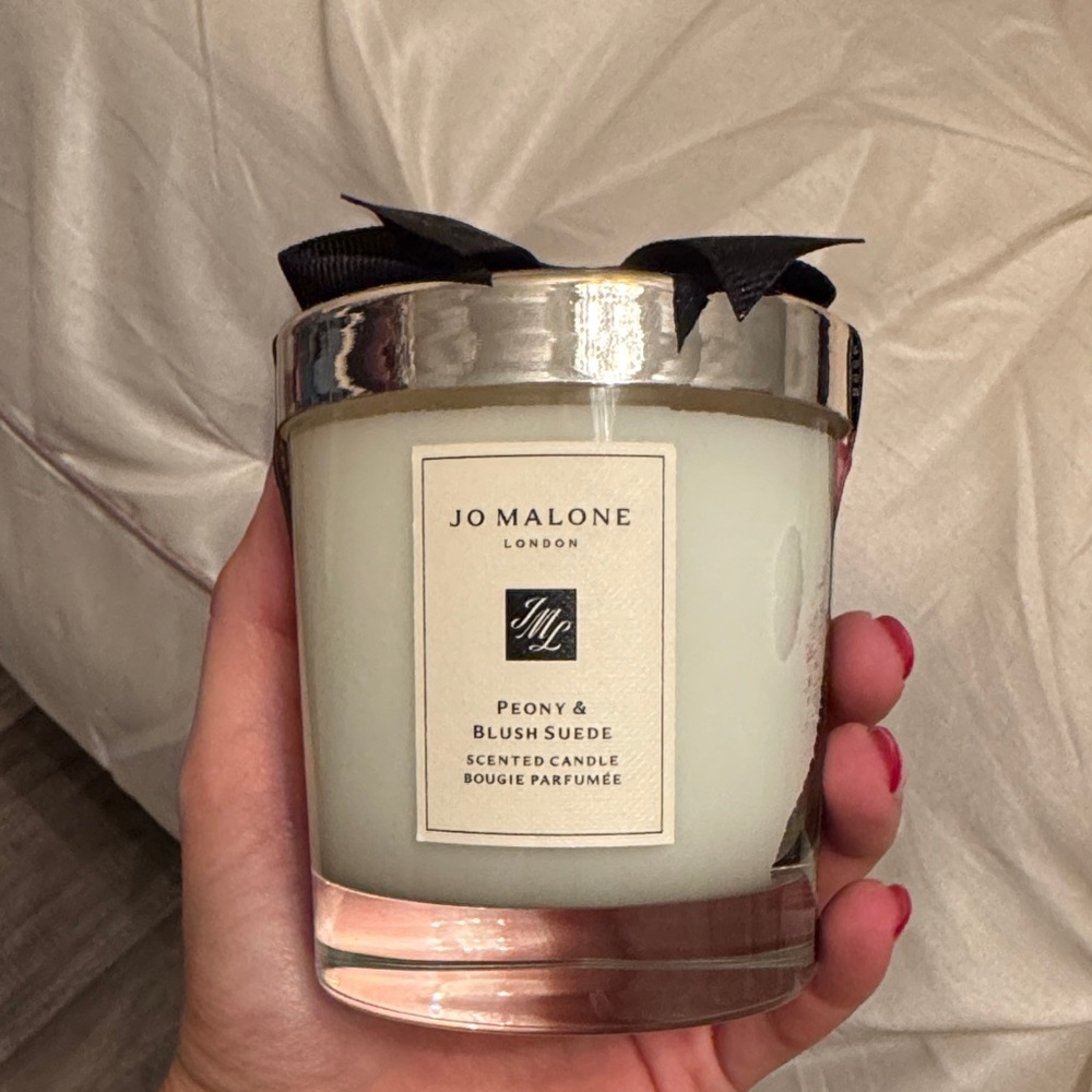Jo Malone Peony & Blush Suede Scented Candle